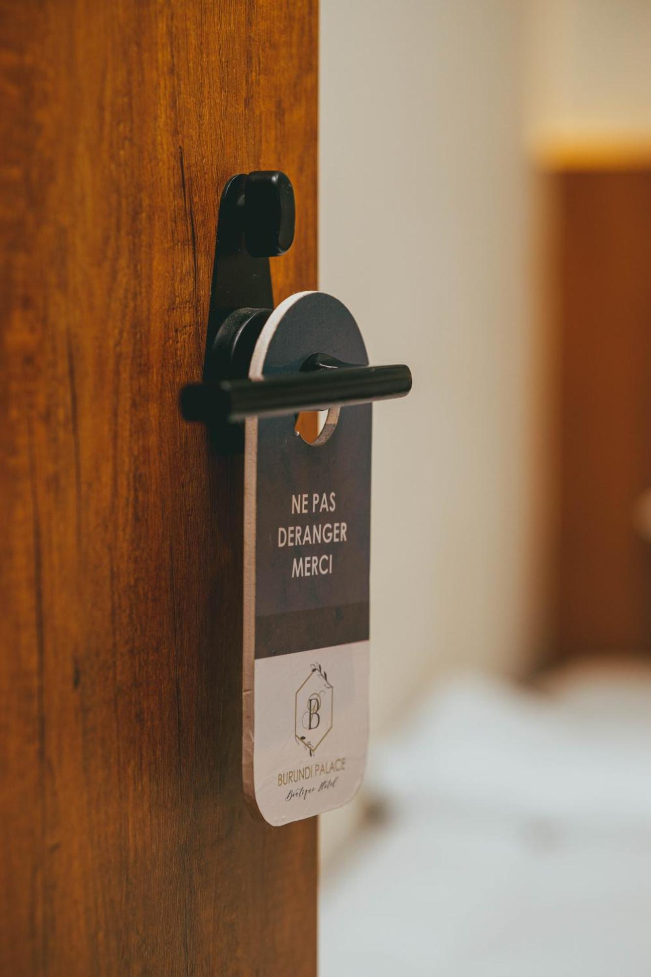 Burundi Palace Boutique Hotel Бужумбура Екстериор снимка