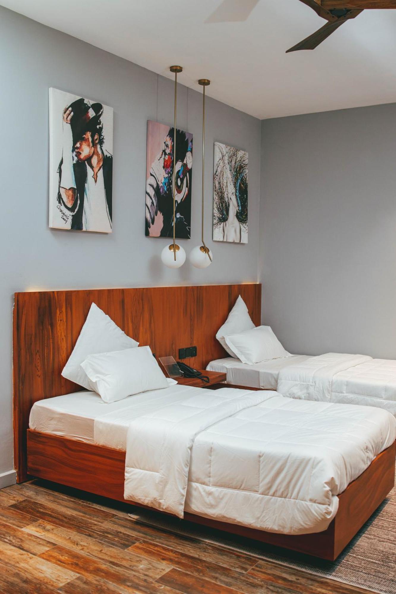 Burundi Palace Boutique Hotel Бужумбура Екстериор снимка