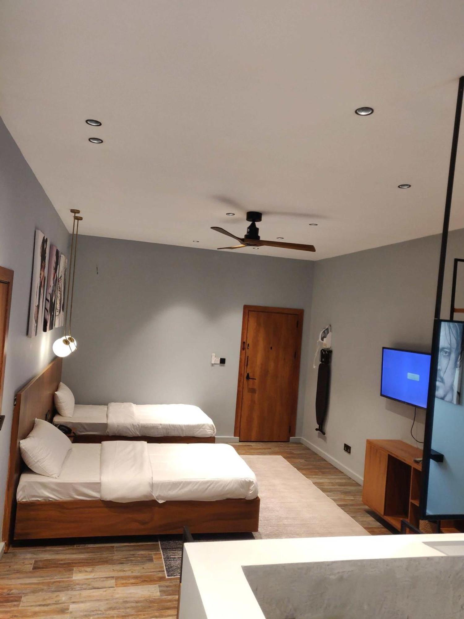Burundi Palace Boutique Hotel Бужумбура Екстериор снимка